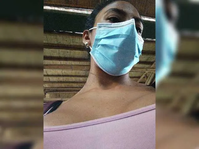 Live sex webcam photo for RebeccaRosse #274087967