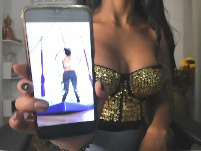 Live sex webcam photo for RebeccaRosse #274173259