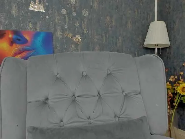 Live sex webcam photo for Rebeccaa18 #277182940