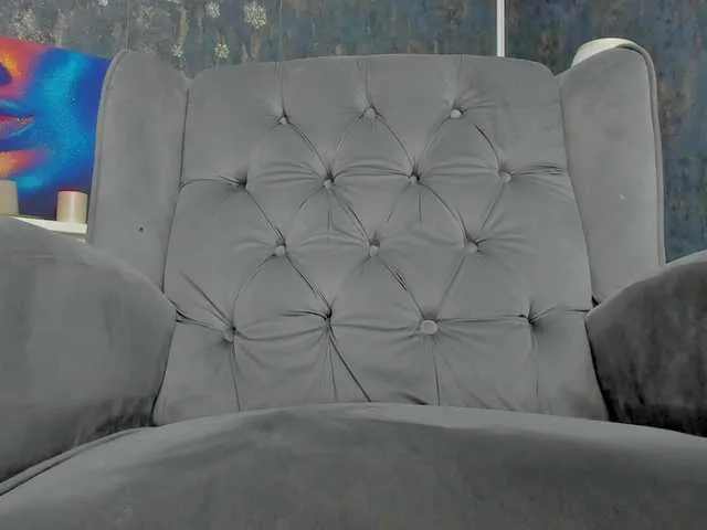 Live sex webcam photo for Rebeccaa18 #277258978