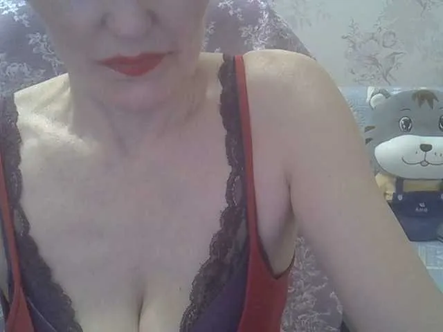 Live sex webcam photo for Red-Rose-777 #292555685