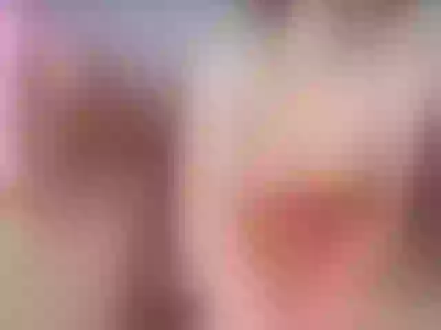 Live sex webcam photo for Red-hot-lips #274075229