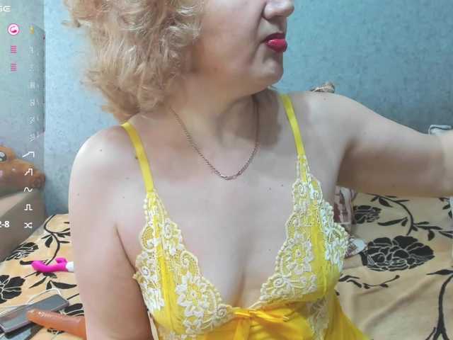 Live sex webcam photo for Red-hot-lips #290542315
