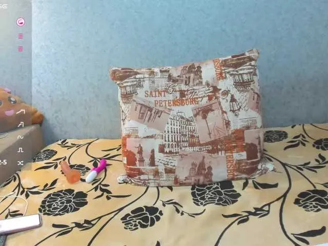 Live sex webcam photo for Red-hot-lips #291987348