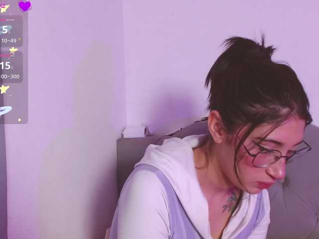 Live sex webcam photo for Red-moonn #291803080