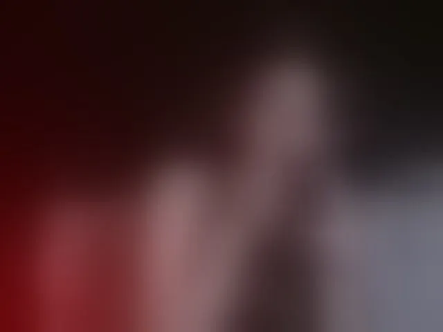Live sex webcam photo for Red-moonn #293376744