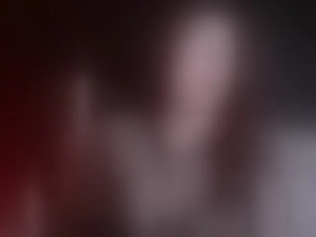 Live sex webcam photo for Red-moonn #293892511