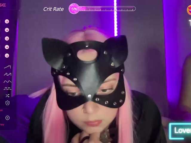 Live sex webcam photo for Red-rooms #276350356