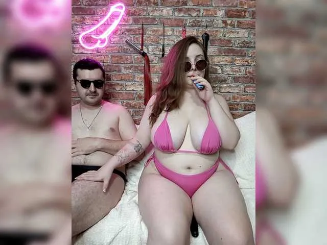 Live sex webcam photo for Red-rooms #292214209