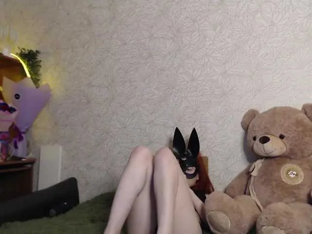 Live sex webcam photo for Red-with1 #272401638