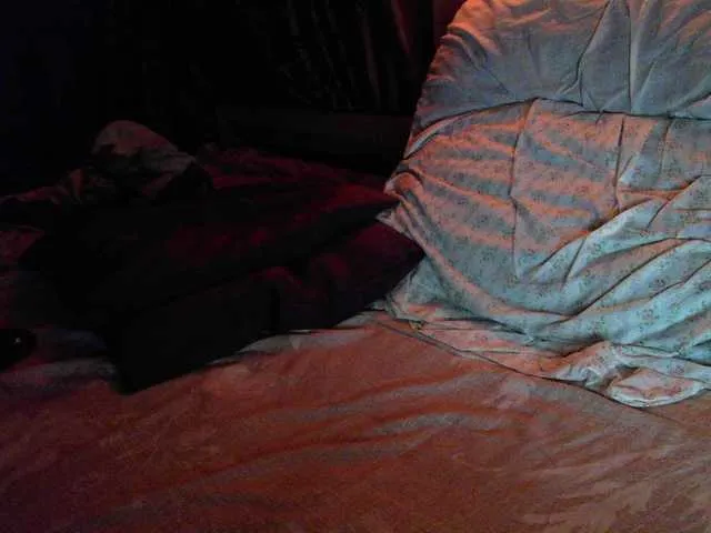 Live sex webcam photo for Red7-62 #275615630