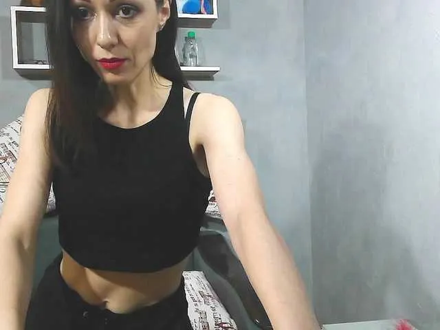 Live sex webcam photo for RedAlice #289966246