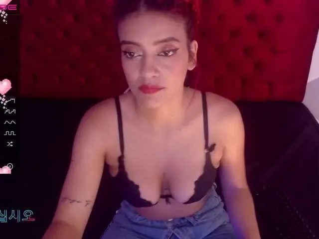 Live sex webcam photo for RedBunnyI #274669258