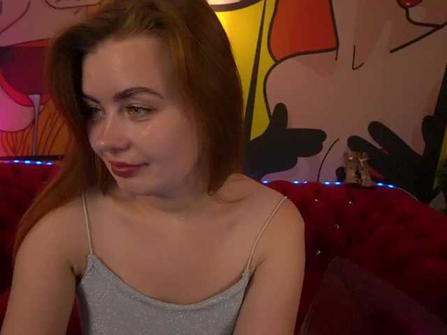 Live sex webcam photo for RedDoll #292024113