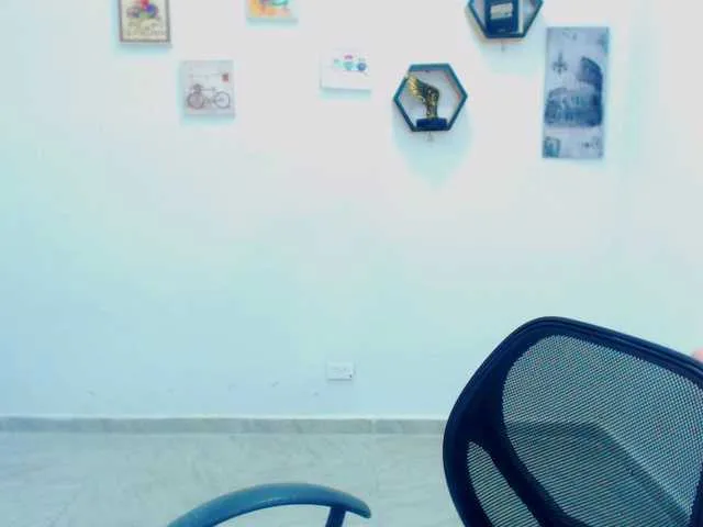 Live sex webcam photo for RedFury1 #272474943