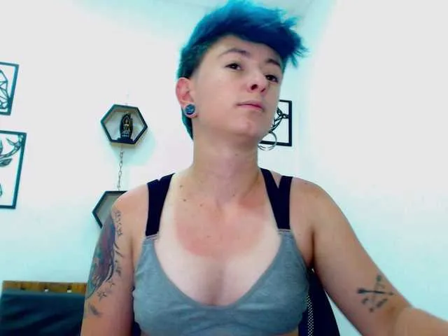 Live sex webcam photo for RedFury1 #272971833