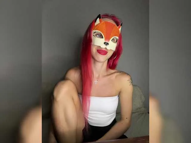 Live sex webcam photo for RedHair13 #279134405