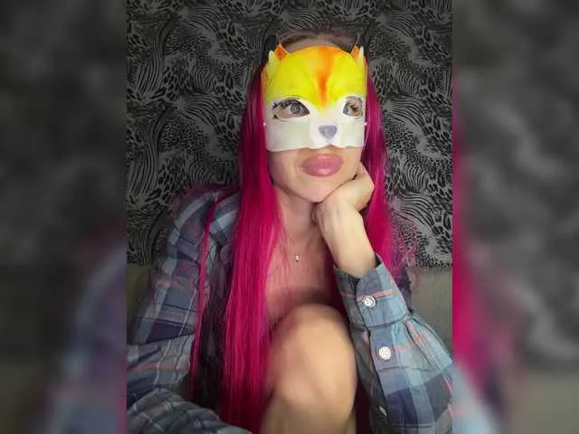 Live sex webcam photo for RedHair13 #291320888