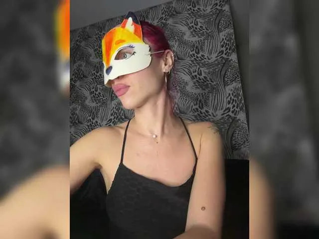 Live sex webcam photo for RedHair13 #292309952