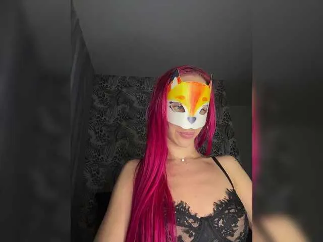 Live sex webcam photo for RedHair13 #292426936