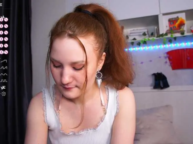 Live sex webcam photo for RedHeadPepper #277352149