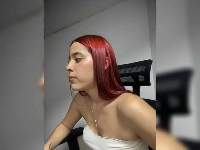 Live sex webcam photo for RedHeadSusy #291806725