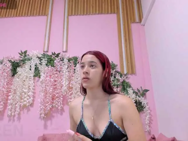Live sex webcam photo for RedHeadSusy #291994128