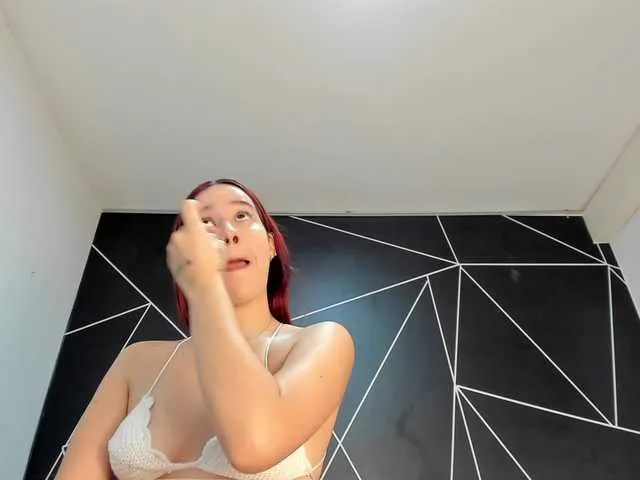 Live sex webcam photo for RedHeadSusy #292829137