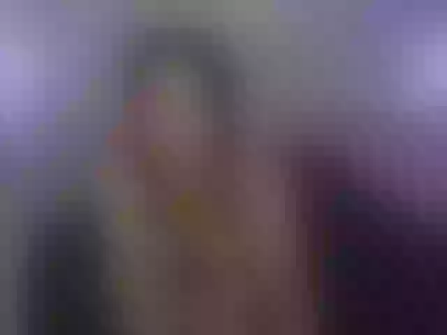 Live sex webcam photo for RedShinee #283581096