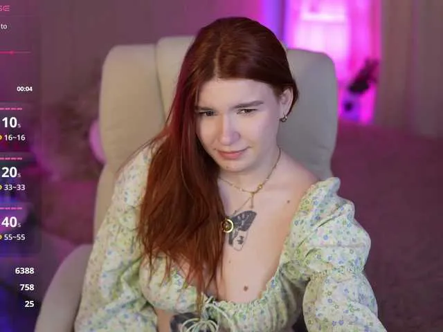Live sex webcam photo for RedShinee #291366896