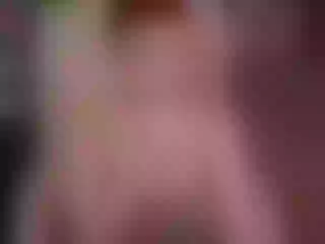 Live sex webcam photo for RedShinee #291989288