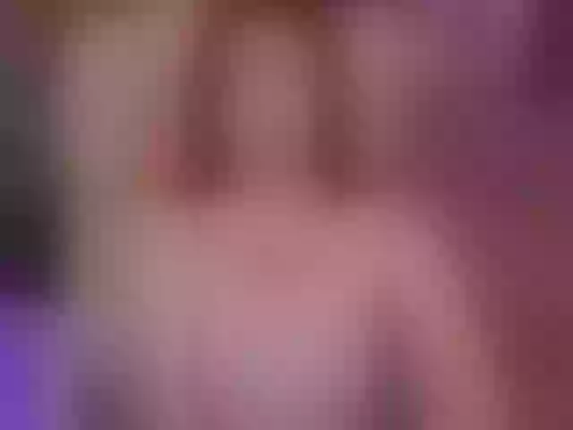 Live sex webcam photo for RedShinee #292000081
