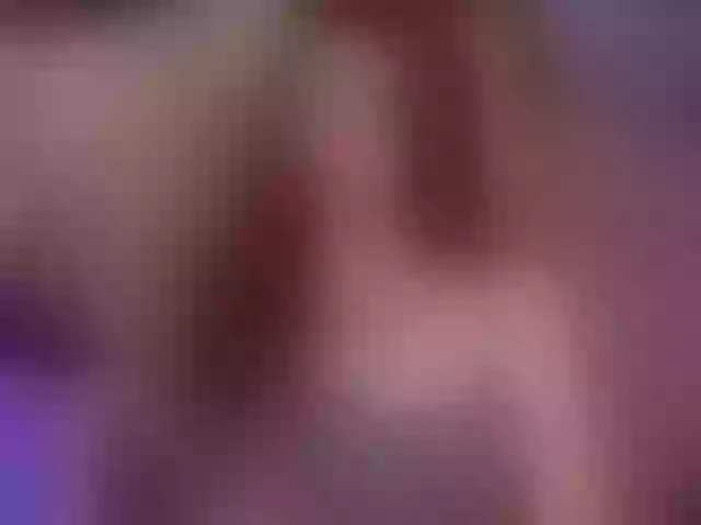 Live sex webcam photo for RedShinee #292277717