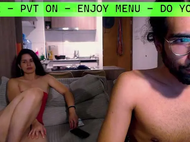 Live sex webcam photo for Redflower4 #277545633