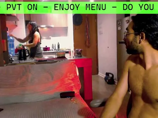 Live sex webcam photo for Redflower4 #277559423