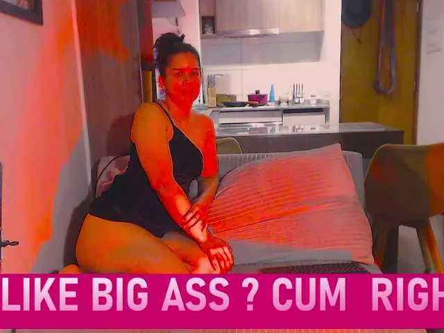 Live sex webcam photo for Redflower4 #277827479