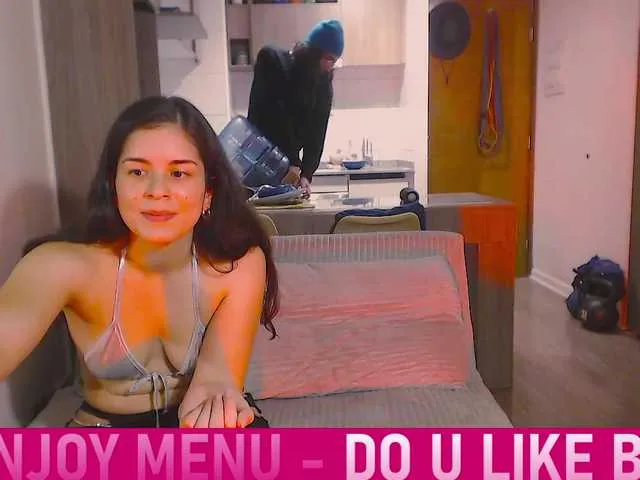 Live sex webcam photo for Redflower4 #277847602