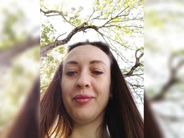 Live sex webcam photo for Redfox777 #273406474