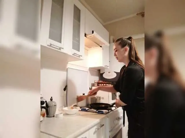 Live sex webcam photo for Redfox777 #273474888