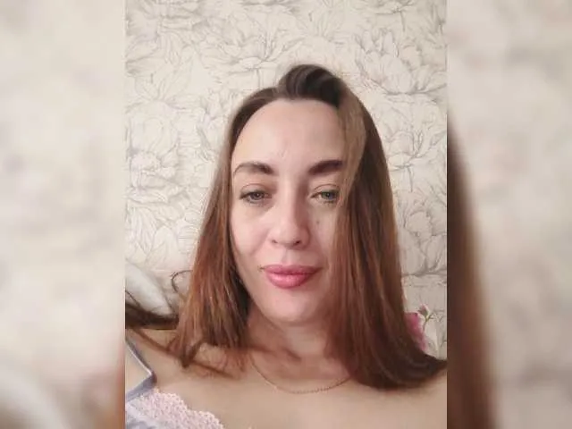 Live sex webcam photo for Redfox777 #273687002