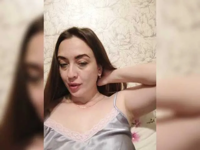 Live sex webcam photo for Redfox777 #273689959