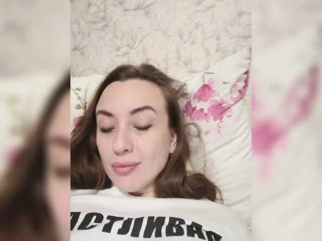 Live sex webcam photo for Redfox777 #274639134