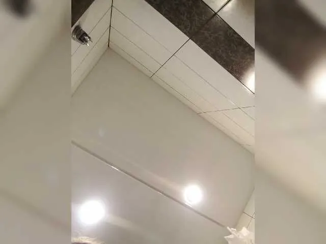 Live sex webcam photo for Redfox777 #275572573