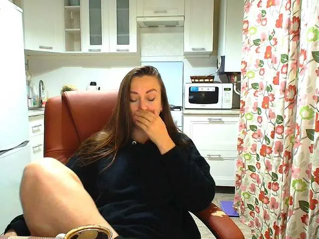 Live sex webcam photo for Redfox777 #276884934