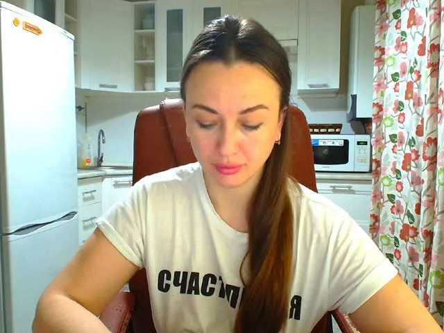 Live sex webcam photo for Redfox777 #277444243