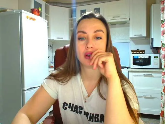 Live sex webcam photo for Redfox777 #277688708