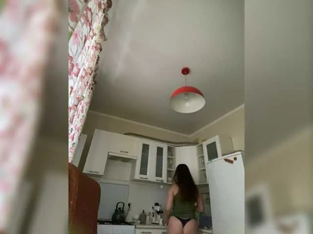 Live sex webcam photo for Redfox777 #277775699