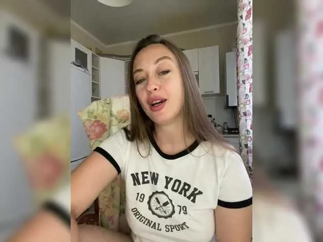 Live sex webcam photo for Redfox777 #278305708