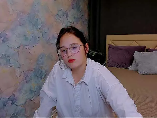 Live sex webcam photo for RedhairFlame #276294377