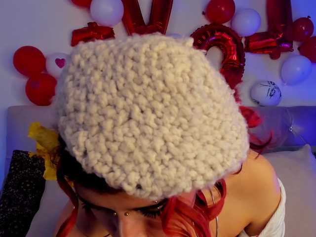 Live sex webcam photo for Redpandaa #290487489